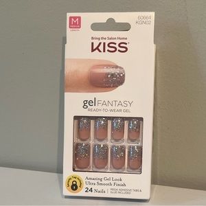 KISS gel fantasy, medium, silver holo glitter press on nails